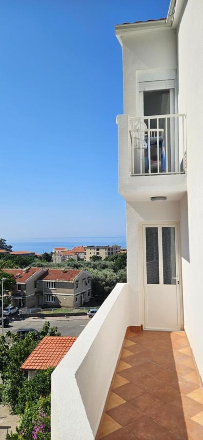 Sea View Apartment Aria Petrovac Екстериор снимка